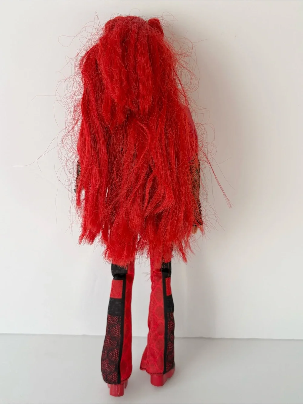 Disney Descendants The Rise of Red Fashion Doll